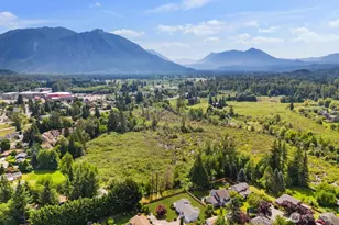 38505 SE 86th Pl, Snoqualmie, WA 98065 - Photo 9