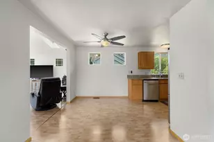 38505 SE 86th Pl, Snoqualmie, WA 98065 - Photo 13