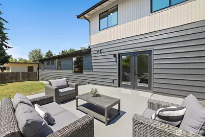 8209 NE 144th Street, Kirkland, WA 98034 - Photo 31
