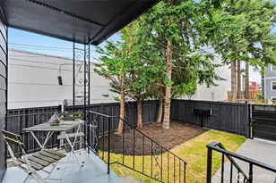 1111 N 76th St, Seattle, WA 98103 - Photo 25