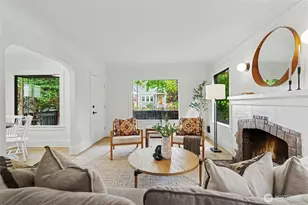 1111 N 76th St, Seattle, WA 98103 - Photo 3