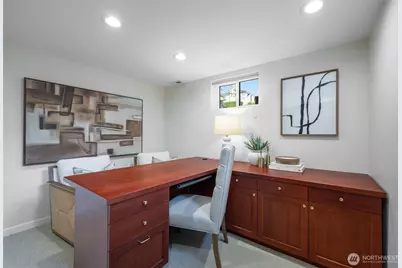 5716 Ann Arbor Avenue NE, Seattle, WA 98105 - Photo 35