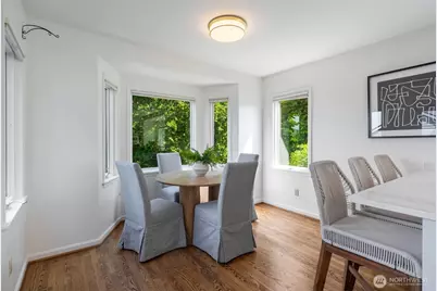 5716 Ann Arbor Avenue NE, Seattle, WA 98105 - Photo 11