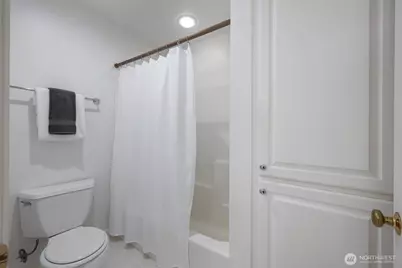 5716 Ann Arbor Avenue NE, Seattle, WA 98105 - Photo 25