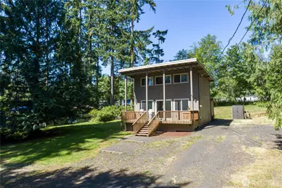 301 E Lakeshore Drive W, Shelton, WA 98584 - Photo 1
