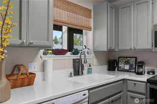 1311 N Highlands Pkwy, Tacoma, WA 98406 - Photo 15