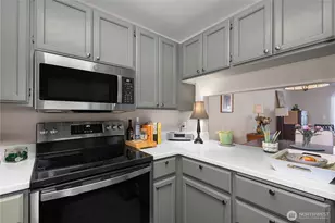 1311 N Highlands Pkwy, Tacoma, WA 98406 - Photo 17