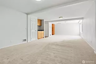 14300 32nd Ave NE, Seattle, WA 98125 - Photo 13