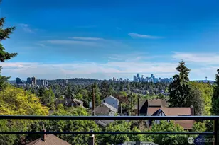 332 NE Elk Pl, Seattle, WA 98115 - Photo 27