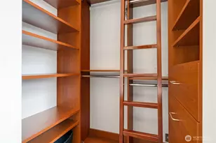209 12th Ave E, Seattle, WA 98102 - Photo 35