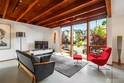 209 12th Ave E, Seattle, WA 98102 - Photo 13