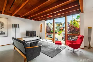 209 12th Ave E, Seattle, WA 98102 - Photo 13