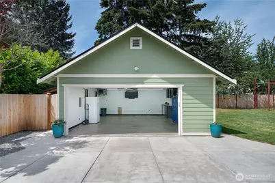 20818 77th Place W, Edmonds, WA 98026 - Photo 29