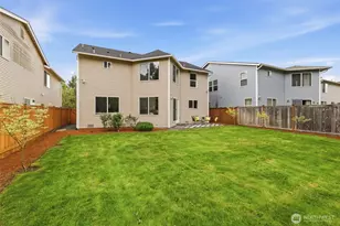 2108 250th Pl SE, Sammamish, WA 98075 - Photo 3
