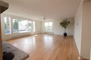 14808 Larch Way, Lynnwood, WA 98087 - Photo 13