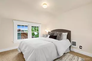 4611 34th Ave W, Seattle, WA 98199 - Photo 21