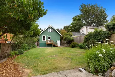 4611 34th Avenue W, Seattle, WA 98199 - Photo 31