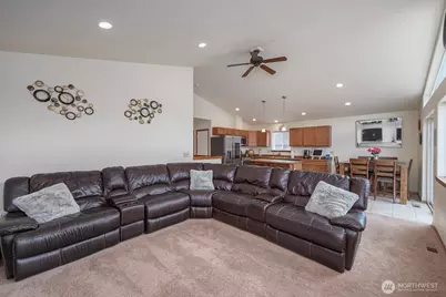32611 Lakeshore Drive NE, Coulee City, WA 99115 - Photo 9
