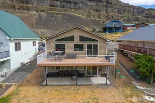 32611 Lakeshore Dr NE, Coulee City, WA 99115 - Photo 3