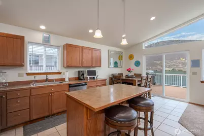 32611 Lakeshore Drive NE, Coulee City, WA 99115 - Photo 5