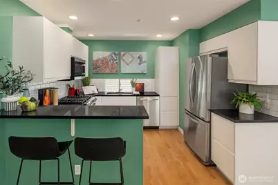 3302 W Government Way #Unit A, Seattle, WA 98199 - Photo 13