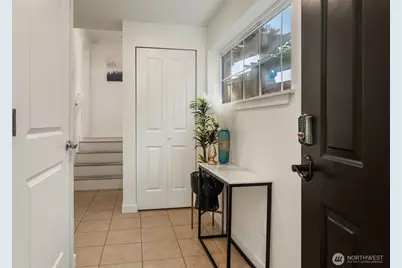 3302 W Government Way #Unit A, Seattle, WA 98199 - Photo 3
