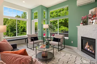 3302 W Government Way #Unit A, Seattle, WA 98199 - Photo 5