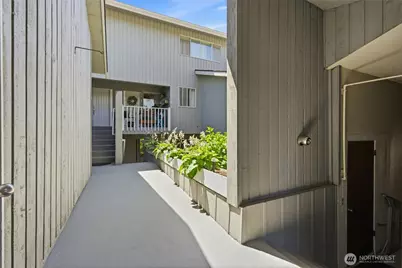 6918 Woodlands Way, Arlington, WA 98223 - Photo 9