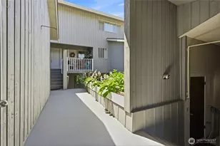 6918 Woodlands Way, Arlington, WA 98223 - Photo 9