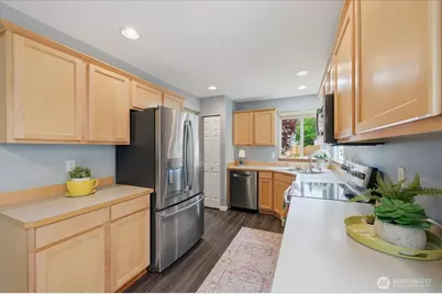 18319 8th Drive SE, Bothell, WA 98012 - Photo 9