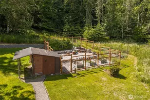 477 Glass Rd, Port Angeles, WA 98362 - Photo 3