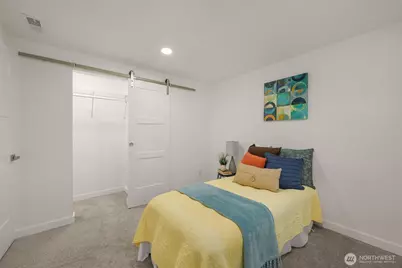 1140 E Seattle St, Kent, WA 98030 - Photo 13