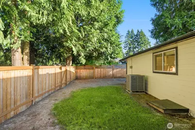 1210 E Seattle St, Kent, WA 98030 - Photo 21