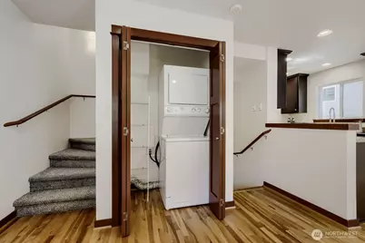 9519 8th Avenue NW #B, Seattle, WA 98117 - Photo 17