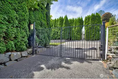 4030 26th Avenue W, Seattle, WA 98199 - Photo 29