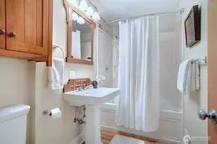 4030 26th Ave W, Seattle, WA 98199 - Photo 11