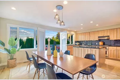 4030 26th Avenue W, Seattle, WA 98199 - Photo 7