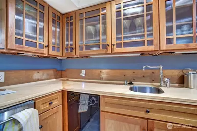 4030 26th Avenue W, Seattle, WA 98199 - Photo 19