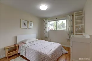 16724 NE 22nd St, Bellevue, WA 98008 - Photo 13