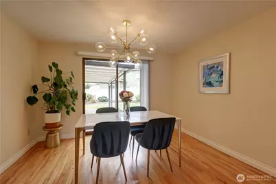 16724 NE 22nd Street, Bellevue, WA 98008 - Photo 5