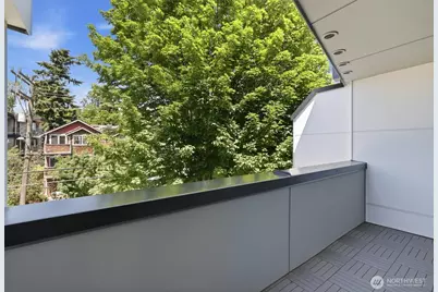 105 B 39th Avenue NW, Seattle, WA 98107 - Photo 29