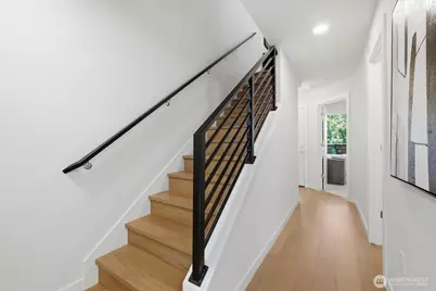 105 B 39th Avenue NW, Seattle, WA 98107 - Photo 9