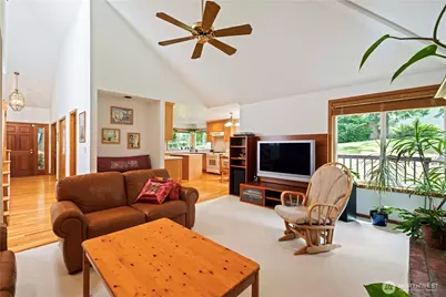 419 212th Avenue NE, Sammamish, WA 98074 - Photo 9