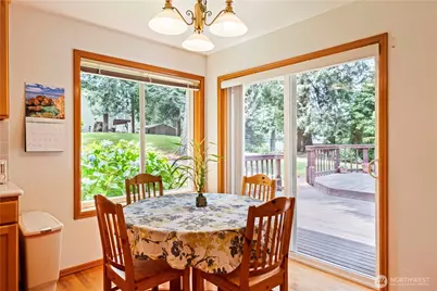 419 212th Avenue NE, Sammamish, WA 98074 - Photo 7