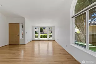 6211 145th St SE, Everett, WA 98208 - Photo 9