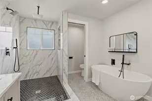 111 Tule Lake Rd E, Tacoma, WA 98445 - Photo 33