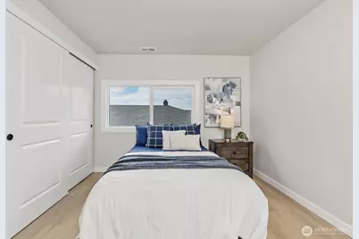 111 Tule Lake Road E, Tacoma, WA 98445 - Photo 23