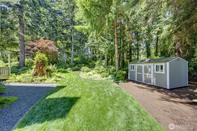 15153 Sunrise Drive NE, Bainbridge Island, WA 98110 - Photo 35