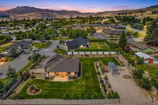 2777 NW Arlenes Ct, East Wenatchee, WA 98802 - Photo 3