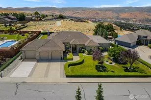 2286 Grand Ave, East Wenatchee, WA 98802 - Photo 3
